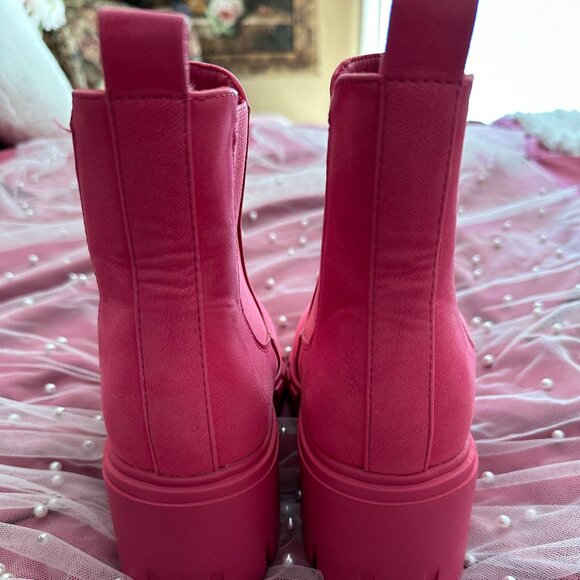 MIA Hot Pink Chelsea Platform Lug Boots Size 6 - Picture 4 of 10